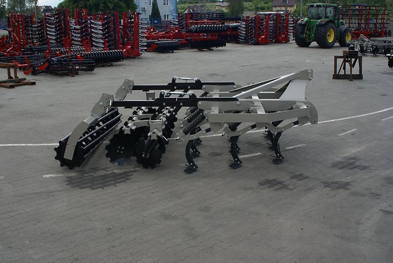 Rolex Flügelschargrubber / No-till cultivator / Dechaumeur à dents / Aratri stoppiatori / Культиватор No-till / Kultywator bezorkowy 3 m