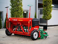 AGRO-MASZ SR301 mit 25 Doppelscheibenscharen und Andruckrollen