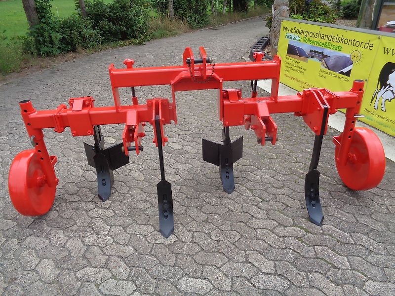 Kongskilde/Becker Howard Kurzgrubber Frontgrubber Zwischenachsgrubber Spezialgrubber 200cm 2 Doppelherzgrubberstiele 2 Grubberstiele 380mm Scharbreite Tiefgang bis 630mm für Kabelgräben Drainagen oder was sonst noch ins Erdreich Verlegt werden soll